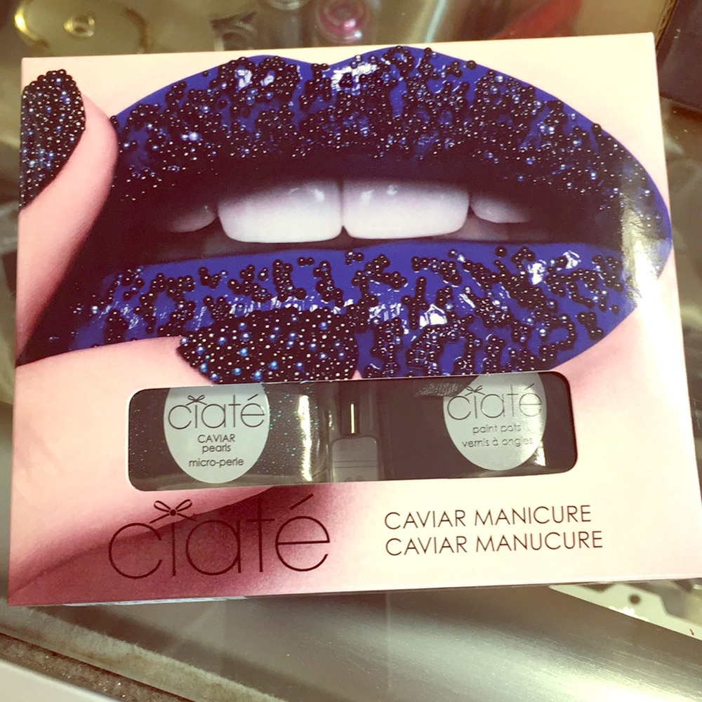 Ciate caviar manicure kit Navy blue NWT